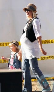 Tori Spelling and her daughter Stella At the Malibu cookoff