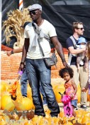 Seal Samuel with daughter Leni at Mr