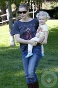 Amy Adams with daughter Aviana at Cold Water Park 