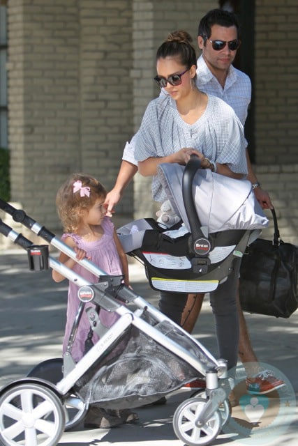 Jessica Alba and Cash Warren with daughters Honor and Haven