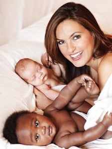 mariska-hargitay with son andrew and daughter amaya