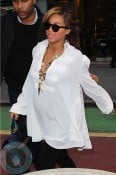 Pregnant Beyonce out in NYC