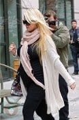 A pregnant Jessica Simpson out in NYC