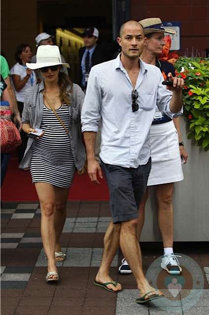 Pregnant Keri Russell and Shane Deary  At US Open