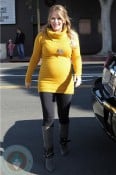 Pregnant Hillary Duff joins 'Danskin- Move For Change' 6