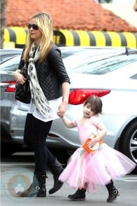 Sarah Michelle Gellar & Charlotte Prinze at ballet class