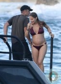 Pregnant Elsa Pataky at the beach St