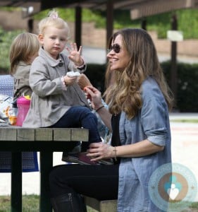 Rebecca Gayheart with daughter Billie @ Coldwater Canyon Creek Park