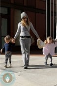 Sarah Jessica Parker with her twins Marion and Loretta 3