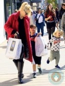 Gwen Stefani shopping with her boys Kingston and Zuma