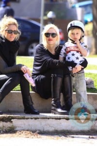 Gwen Stefani with son Kingston at the park