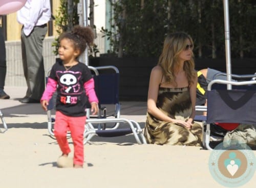 Heidi Klum with daughter Lou at a Beach birthday pty