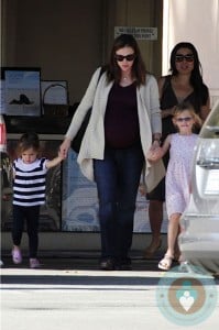 Pregnant Jennifer Garner leaving the beach with her girls