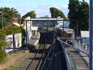 metro fairfield train station melbourne