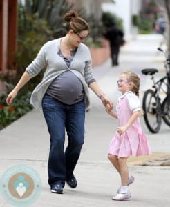 pregnant Jennifer Garner and daughter Violet out in LA