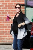 pregnant Jennifer Garner