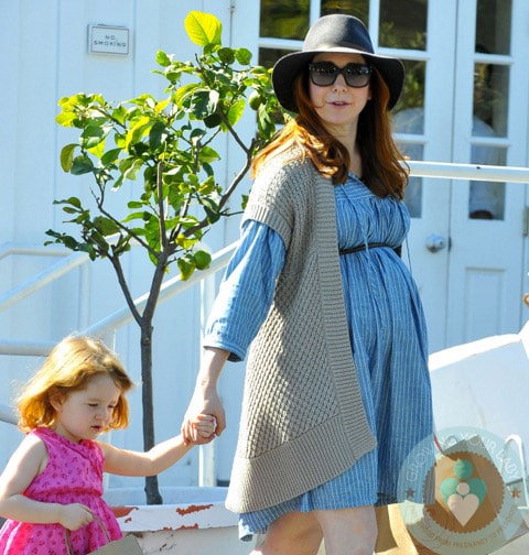 Pregnant Alyson Hannigan and Satyana at the Brentwood Market