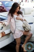 Pregnant Kourtney Kardashian shopping Robertson