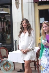 Pregnant model Alessandra Ambrosio Promotes Philips Satin Perfect