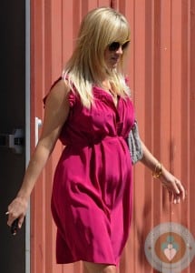 Pregnant Reese Witherspoon Easter