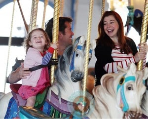 pregnant ALyson Hannigan, Satyana denisof, alexis denisof carousel santa monica pier