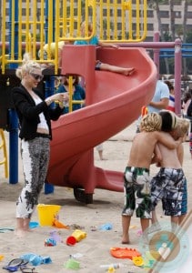 Gwen Stefani, kingston rossdale, beach marina del ray