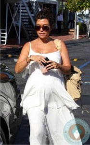 Kourtney Kardashian shopping at Bel Bambini LA