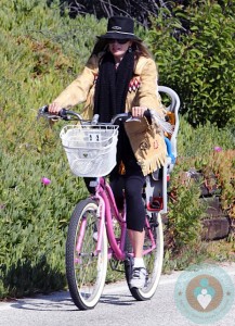 Pregnant Mira Sorvino out for a bike ride February 12, 2012