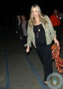 Pregnant Molly Sims Leaving the Coldplay concert MAy 1