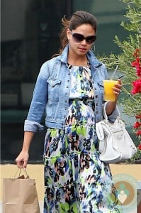 Pregnant Vanessa Lachey Minnillo in LA