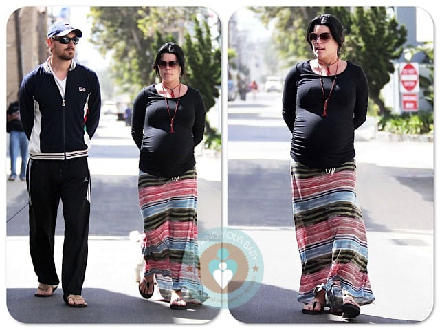 Pregnant Neve Campbell, jj Feild stroll LA copy