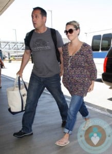 Pregnant Reese Witherspoon, Jim Toth @ LAX
