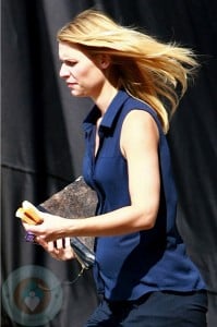 pregnant claire danes out in N