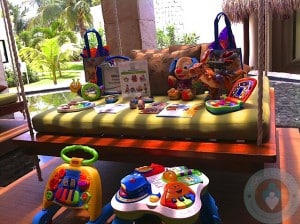 Azul beach - toy lending service