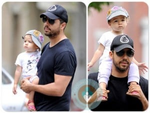 David Blaine with his daughter in NYC