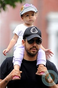 David Blaine with his daughter out in NYC