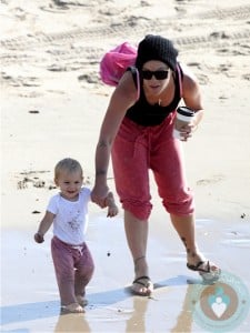 Pink (Alecia Moore) with daughter Willow at the beach