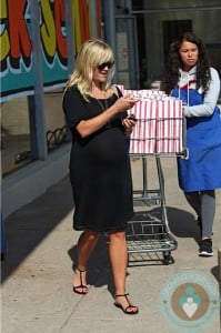 pregnant Reese Witherspoon out shopping in LA