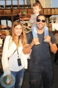 Alizee Guinochet, David Blaine & their daughter Dessa NYC