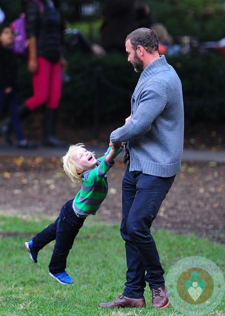 Liev Schreiber with Sasha in NYC