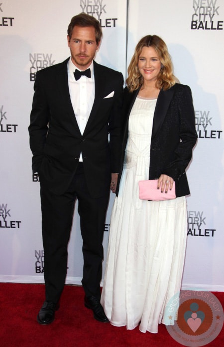 Pregnant Drew Barrymore with Will Kopelman red carpet