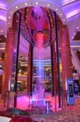 Allure of the Seas - Rising Tide Bar