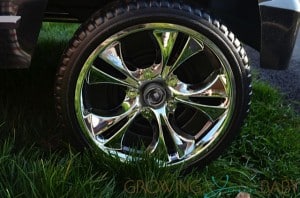 Power Wheels Cadillac Escalade - chrome wheels