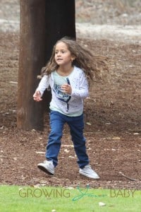 Jennifer Lopez's Twins, Max Anthony & Emme Anthony, Play At a Park