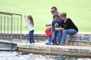 Jennifer Lopez's Twins, Max Anthony & Emme Anthony, Play At a Park