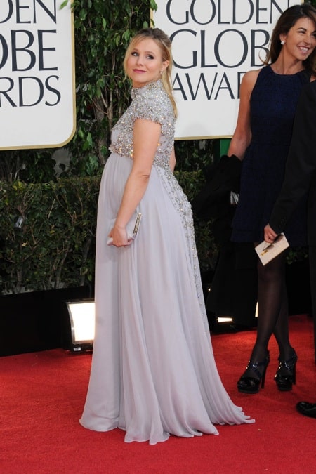A pregnant Kristen Bell - 70th annual Golden Globe Awards, arrivals 2013