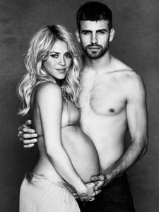 Pregnant shakira & Gerard Pique