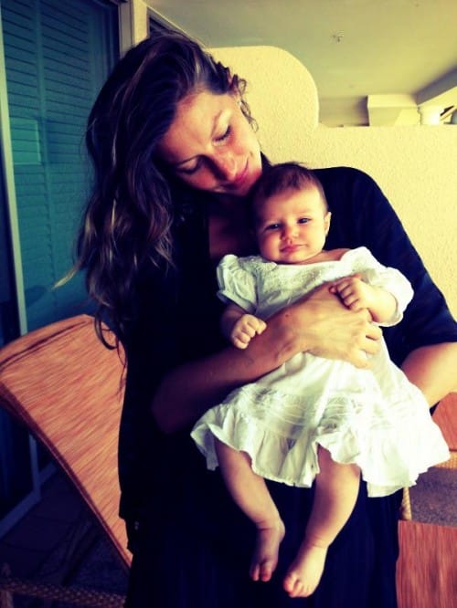 Gisele Bundchen shows of baby Vivian Lake