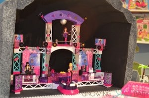 Mega Bloks Barbie Rock Stage front