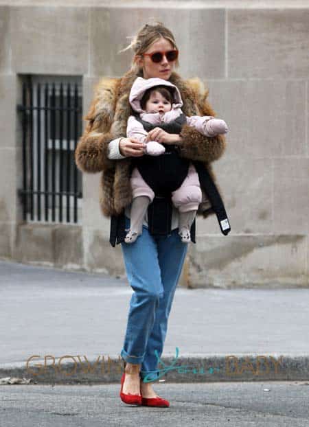 Sienna Miller Out And About With Her Daughter In NYC